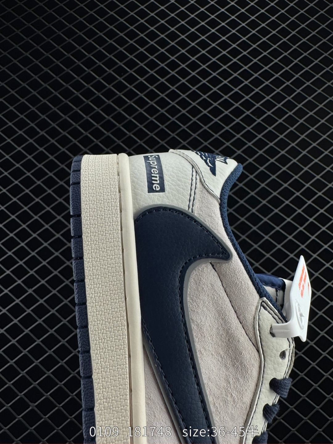 K Travis Scott x Nike Air Jordan 1 Low x Supreme